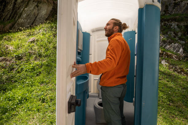Portable Toilet Options We Offer in Laingsburg, MI